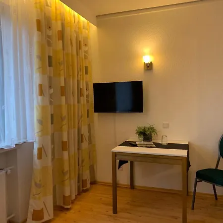Hotel Berggasthof Eisenberg Kirchheim (Hessen)