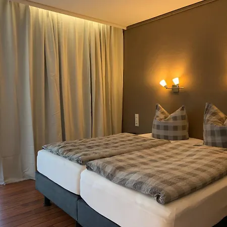 Berggasthof Eisenberg Hotel Kirchheim (Hessen)