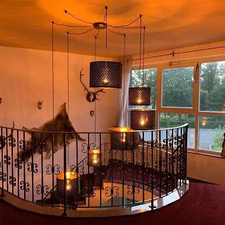 فندق Berggasthof Eisenberg 2*