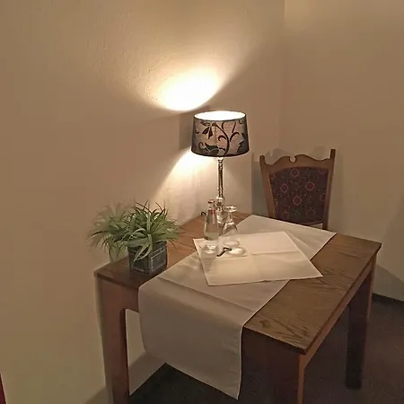 فندق Berggasthof Eisenberg 2*